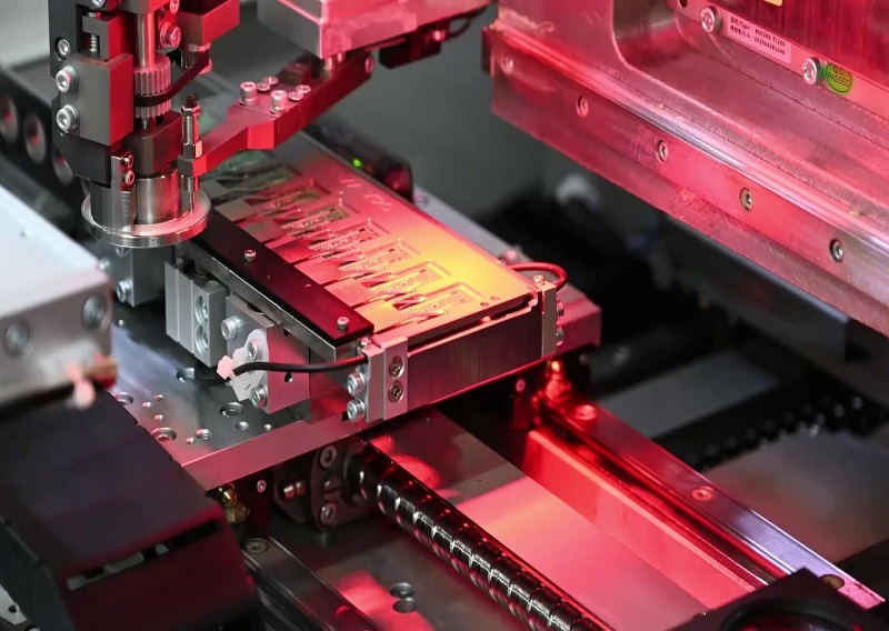 摩泰光電-COB車間-固晶工序