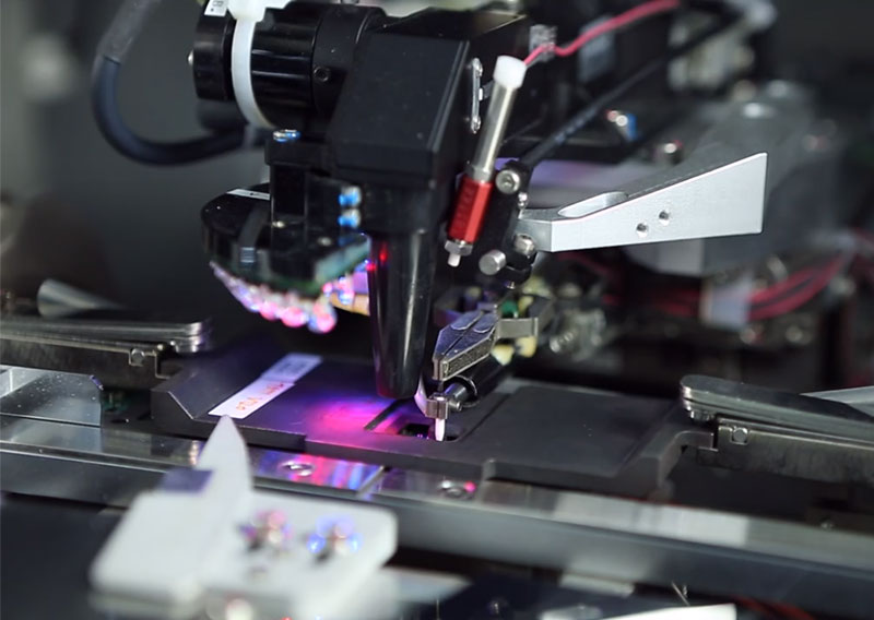 摩泰光電-COB車間-金絲球焊