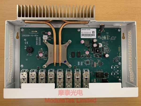  MIKROTIK CRS309-1G-8S交換機(jī)的內(nèi)部構(gòu)造